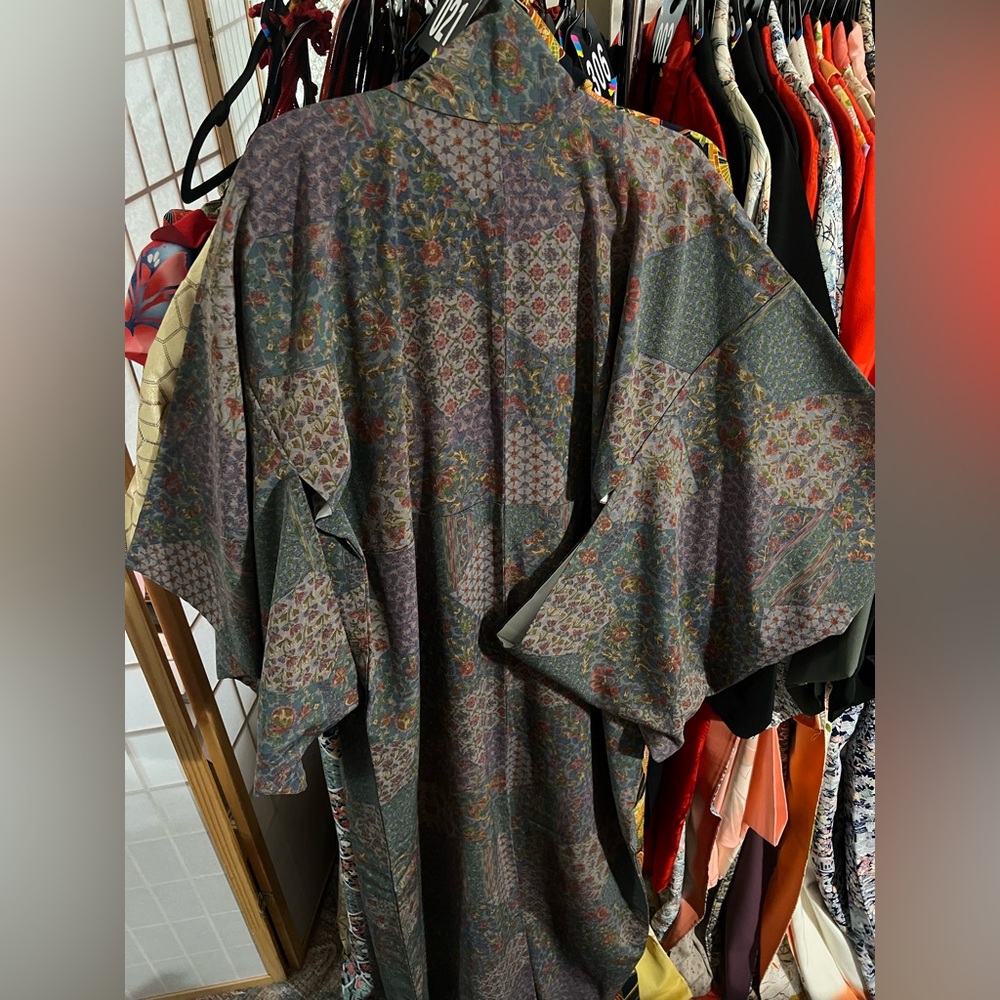Kimono Robe #021 - Picture 2 of 2